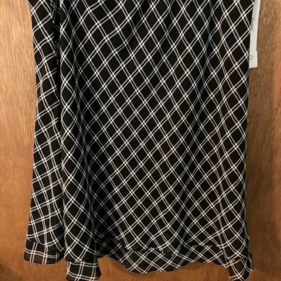 Lauren Ralph Lauren skirt - Picture 2 of 6